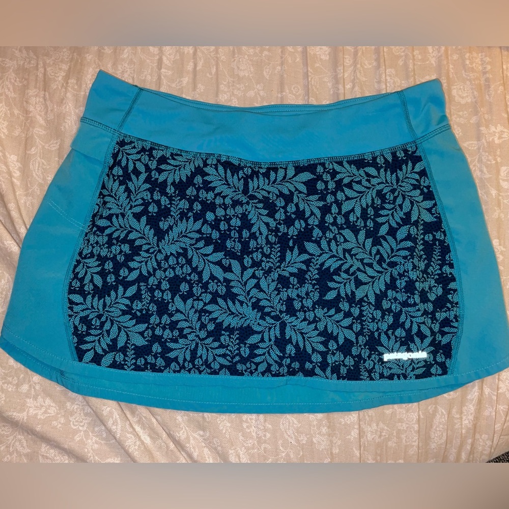 Patagonia sz S Blue/Turquoise Floral Print Skirt Built In Shorts